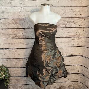 Green Vintage Caché strapless/bubble dress